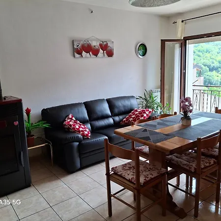 - Perla Del Gennargentu Bed & Breakfast