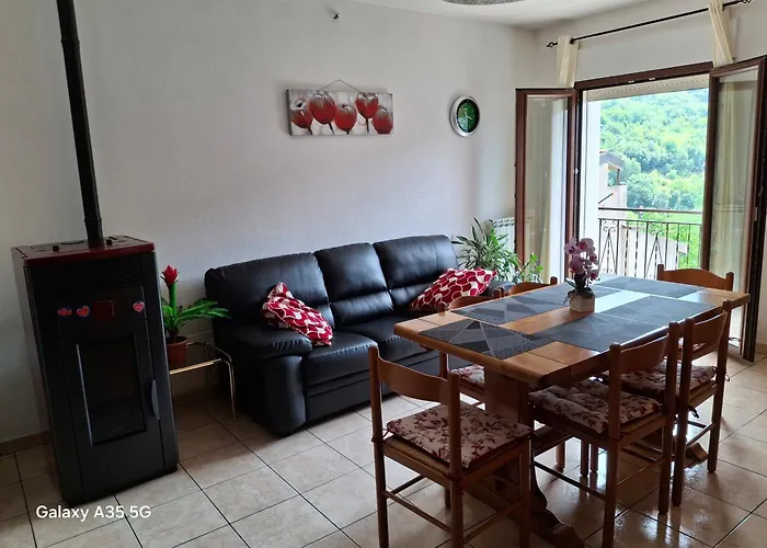 - Perla Del Gennargentu 住宿加早餐酒店