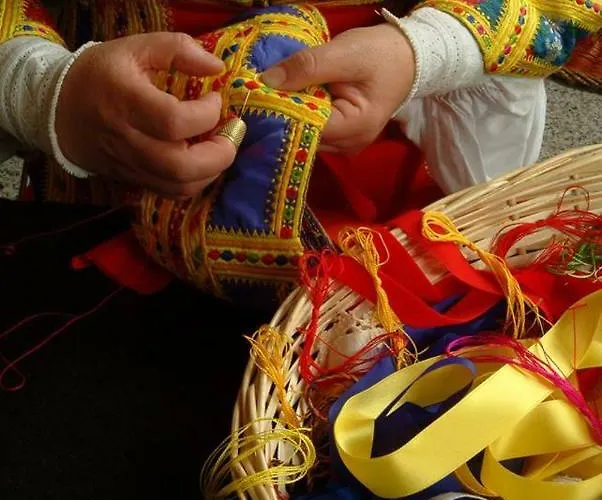 - Perla Del Gennargentu 住宿加早餐酒店 Desulo